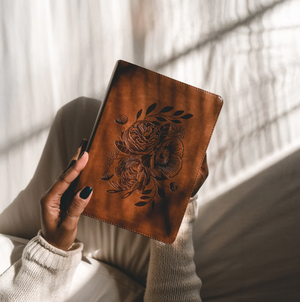 ESV Journaling Bible: Aurora Theme