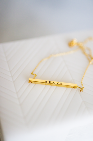 Brave Bar Necklace (Two Colors)
