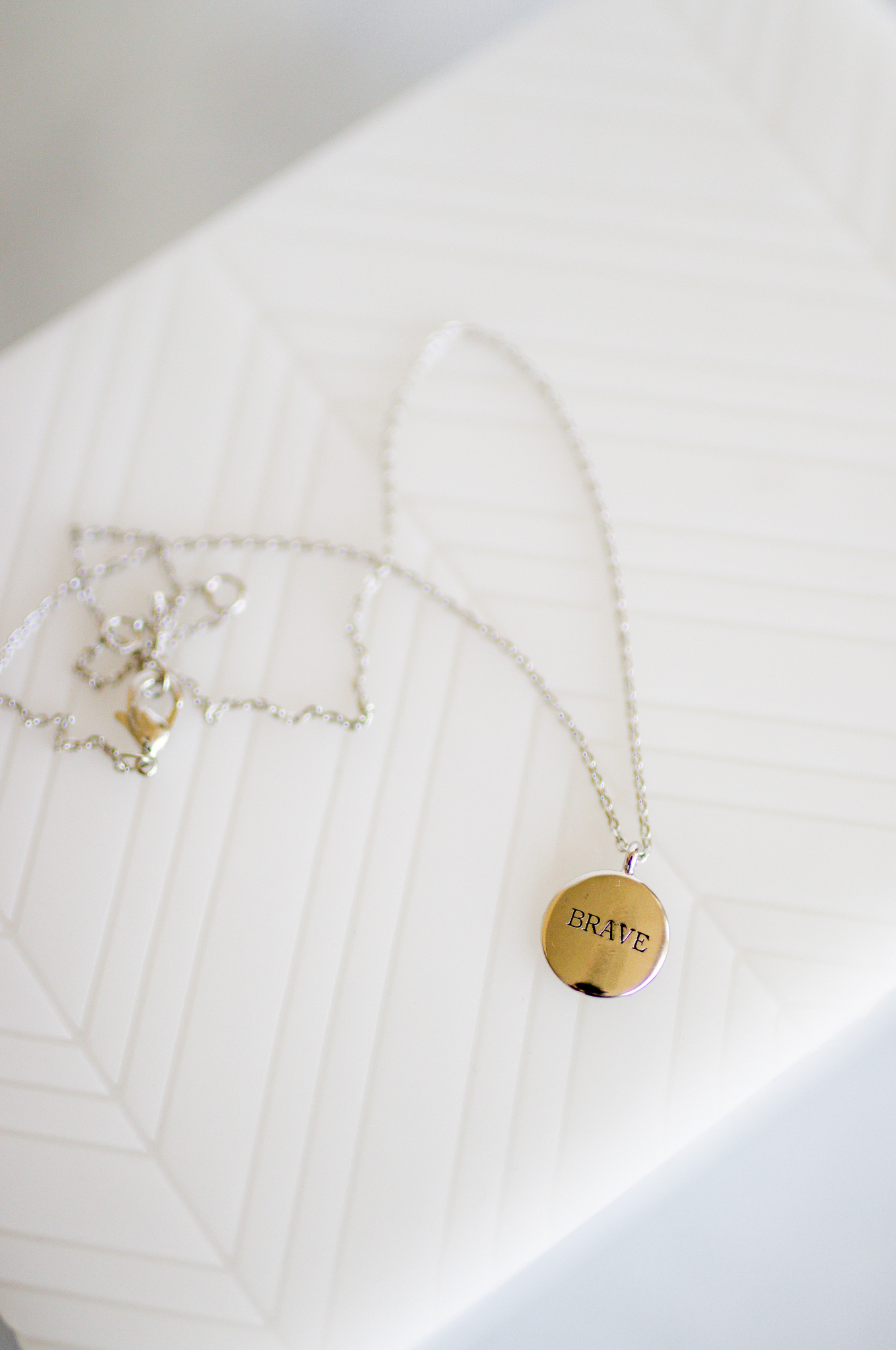 Brave Pendant Necklace (Two Colors)